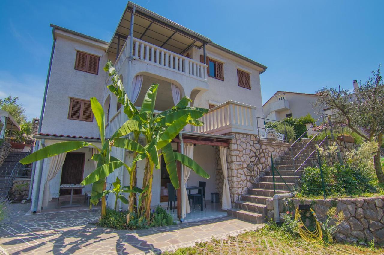 Apartmani Villa Kalinic Njivice Eksteriør billede