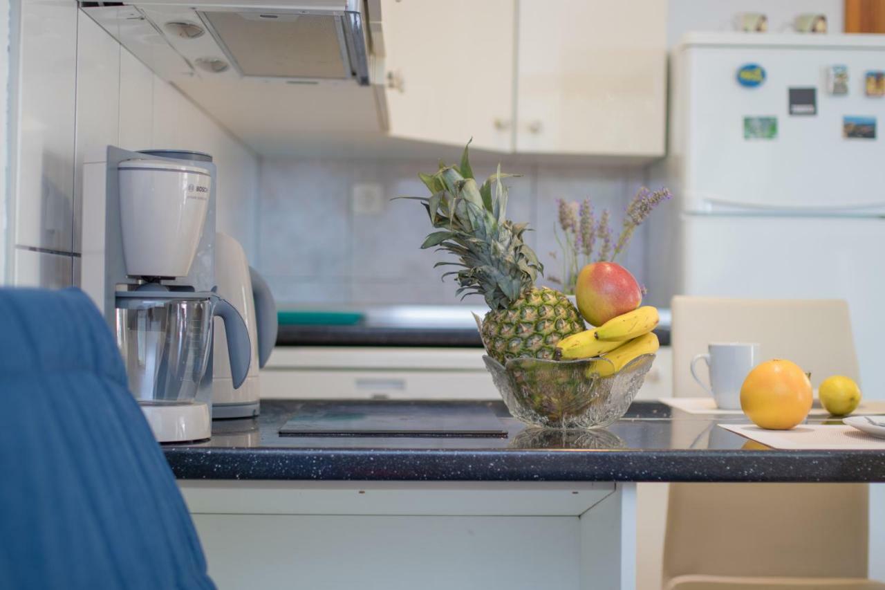 Apartmani Villa Kalinic Njivice Eksteriør billede